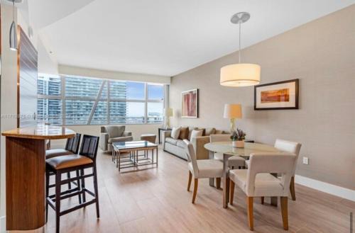 Brickell Apartment | Brickell 32th Floor AKA by Palermo Home Miami