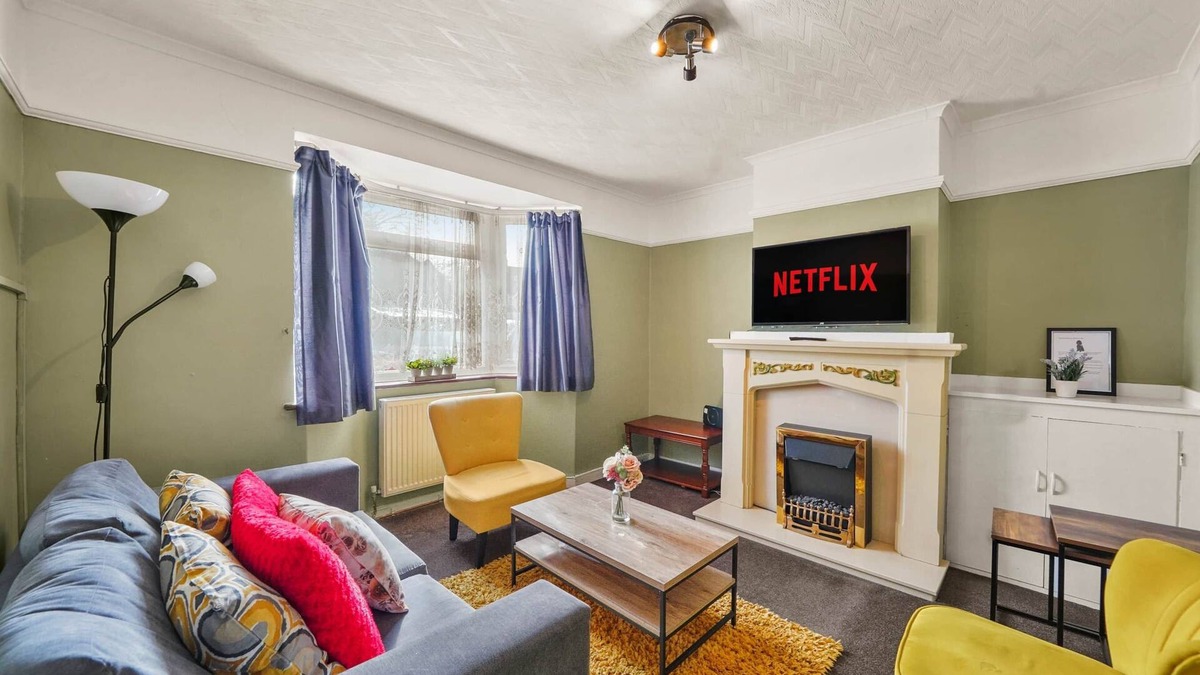 Maidstone House | BridgeCity Upper Road Gem