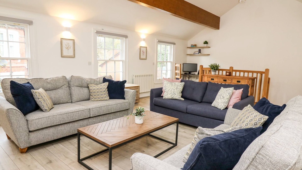 Howey Cottage | BRIDGEND COTTAGES, character holiday cottage in Llandrindod Wells