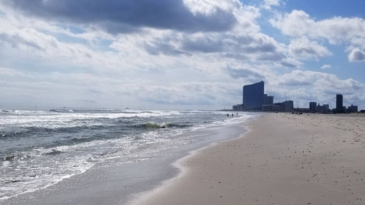 Southend Condo | Brigantine Beach during the day and Atlantic City at night, best of both worlds!