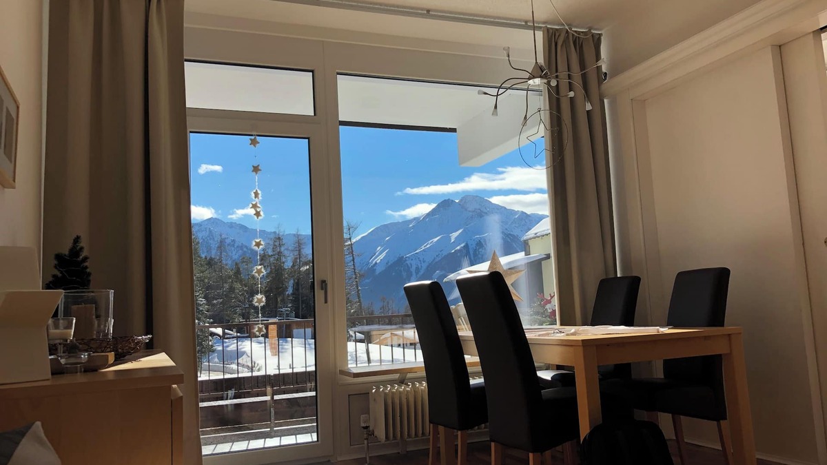 Mosern Apartment | Bright 2-room apartment with terrace and beautiful view