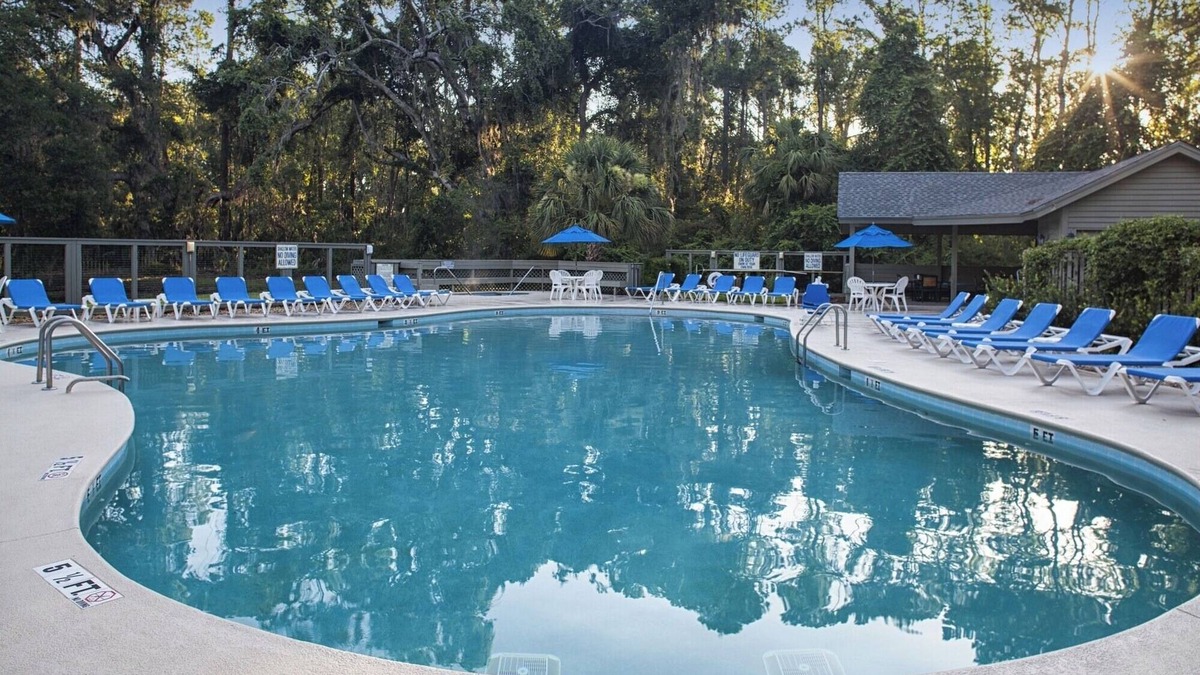 Shipyard Plantation Villa | Bright 3BR Escape w/ Private Deck + Close to Trails, Dining & Beach Fun