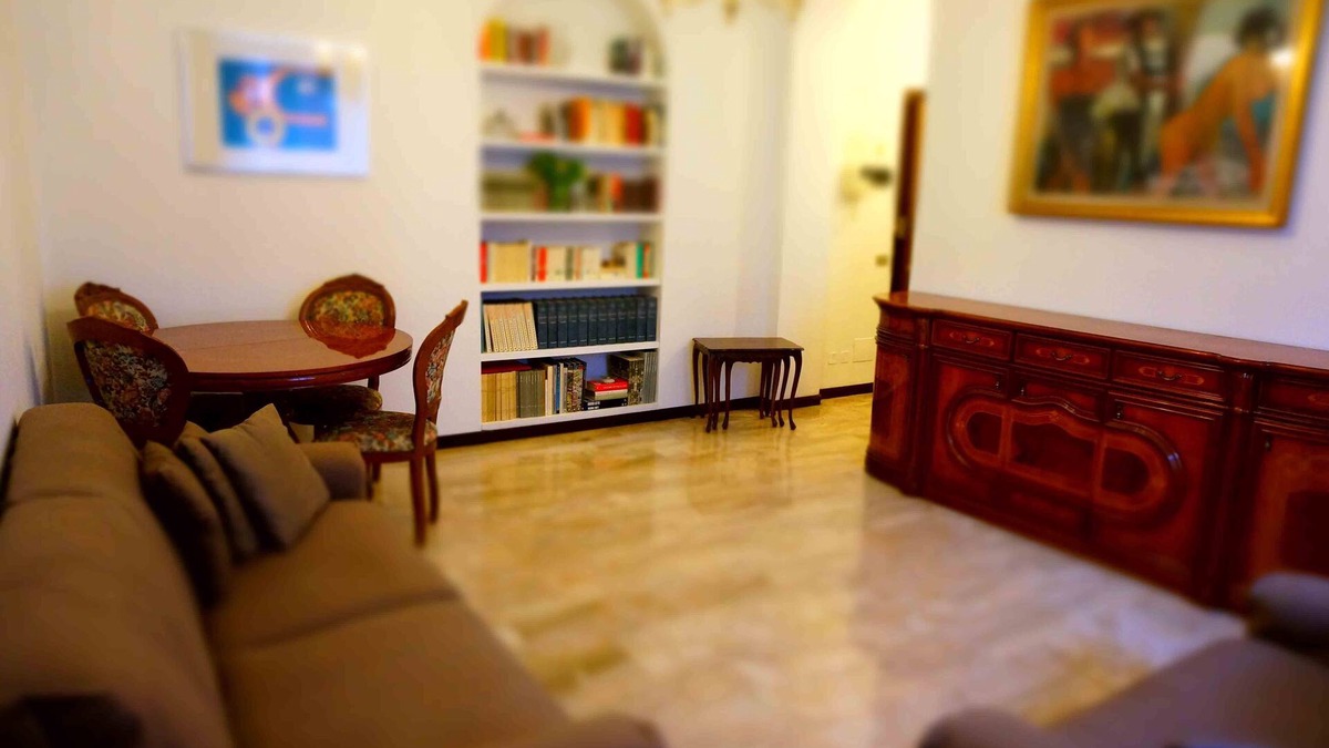 Zona Risorgimento Apartment | Bright 90 sqm apartment in the central area, a stone's throw from San Babila + WiFi
