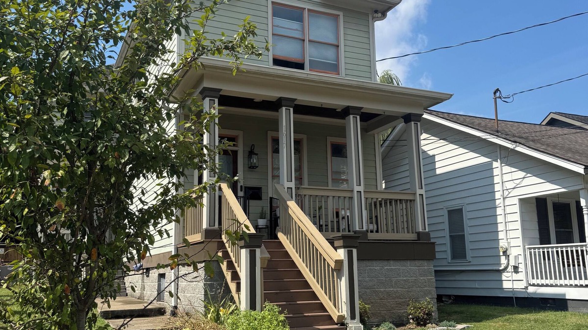 Buena Vista House | Bright & Airy 2-bed, 2.5-bath house in historic Germantown, Nashville