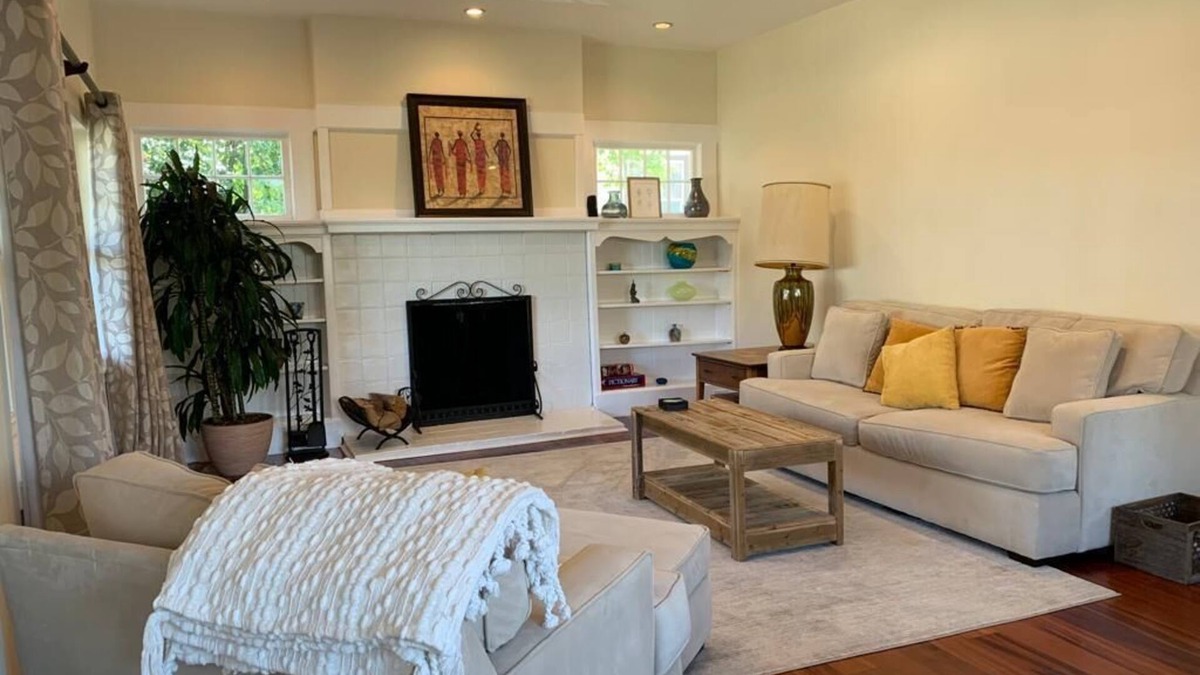 Central San Mateo House | Bright and Beautiful Craftsman in downtown San Mateo