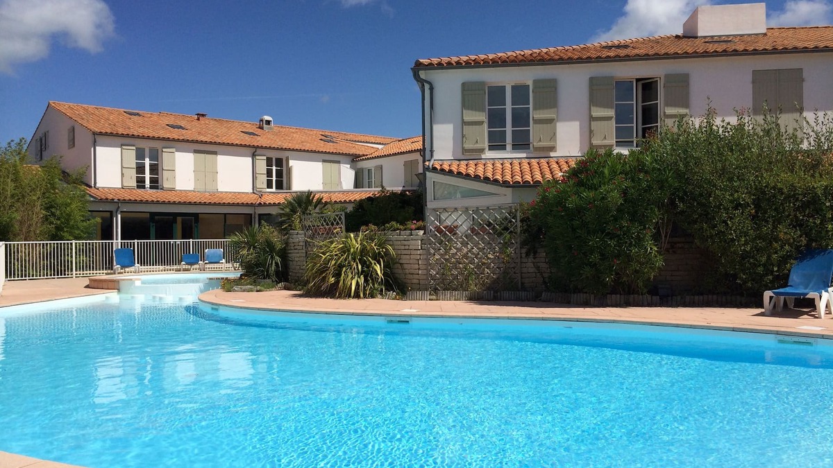 La Couarde-sur-Mer Apartment | Bright and charming duplex apartment in pool residence, 100m from the beach