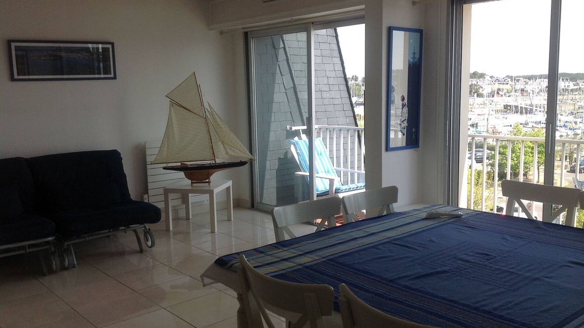 La Trinite-sur-Mer Apartment | Bright and modern apartment in the heart of La Trinité sur mer