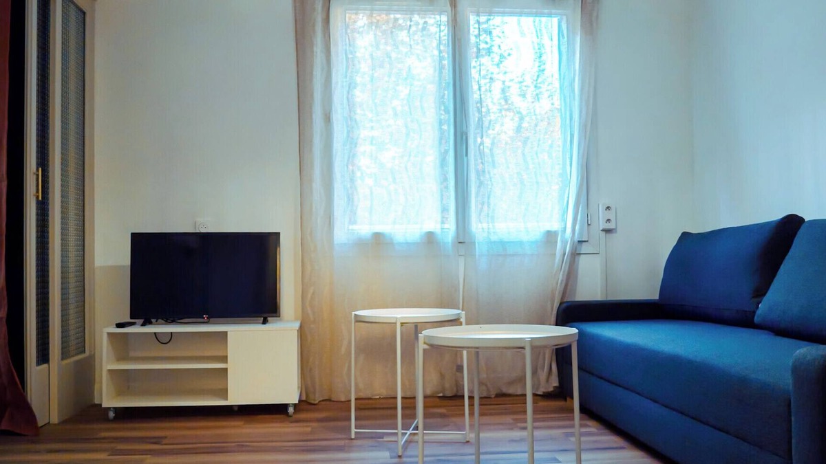 Le Rouet Apartment | Bright apartment in Marseille