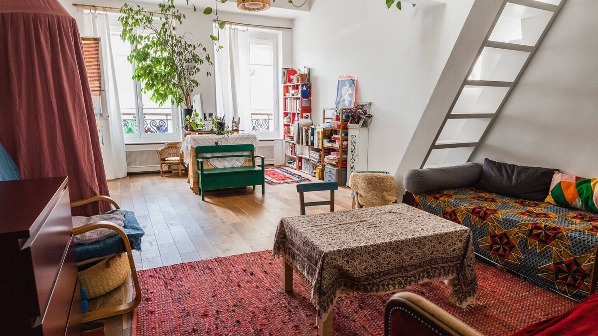 Belleville Apartment | Bright atypical duplex in Menilmontant