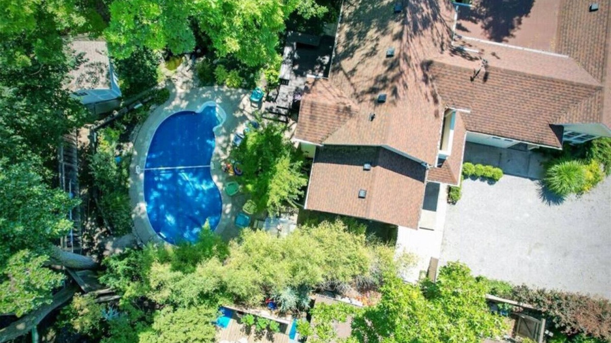 Historic Old Town Villa | Bright & Beautiful Villa with Pool