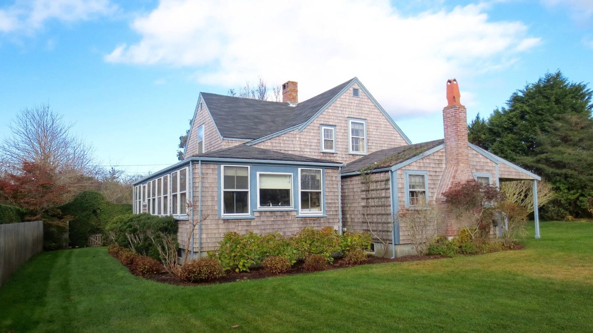 Siasconset House | Bright cheery year-around house and cottage with quiet, private garden!