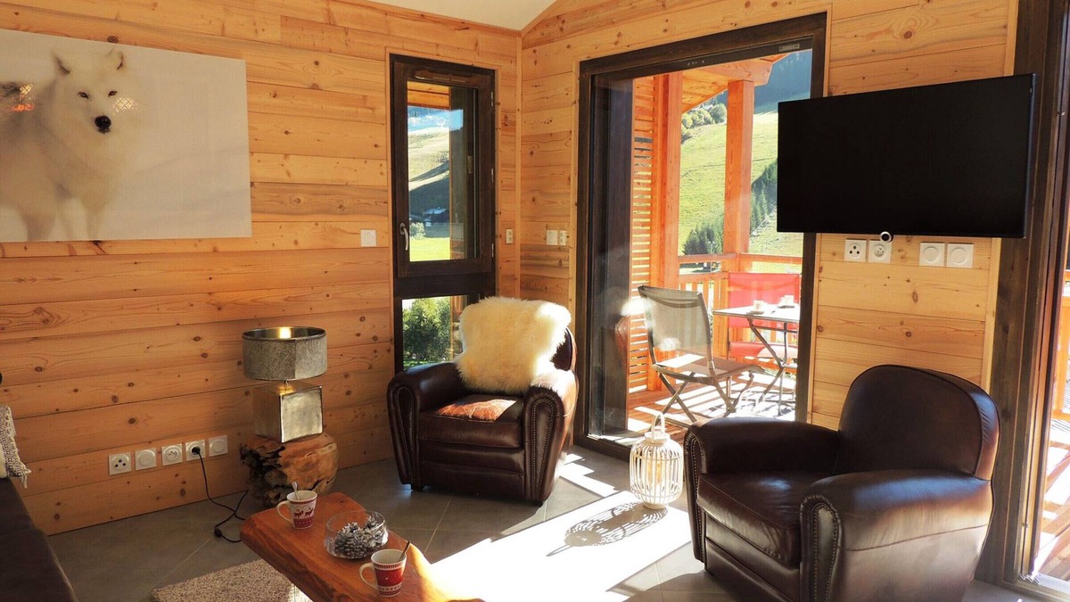 Les Gets Apartment | Bright duplex T3 apartment with garage and WIFI in Les Gets
