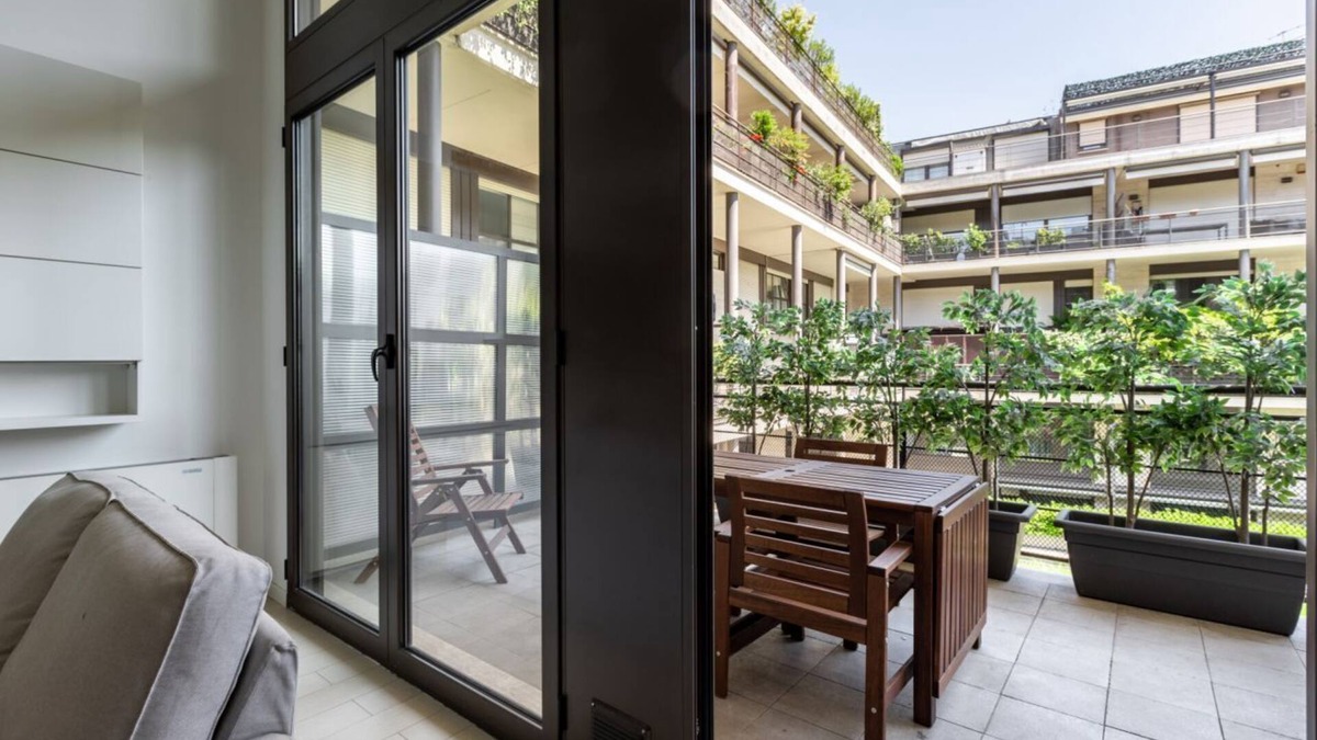 Precotto Apartment | Bright Loft X2 with terrace & shared garden
