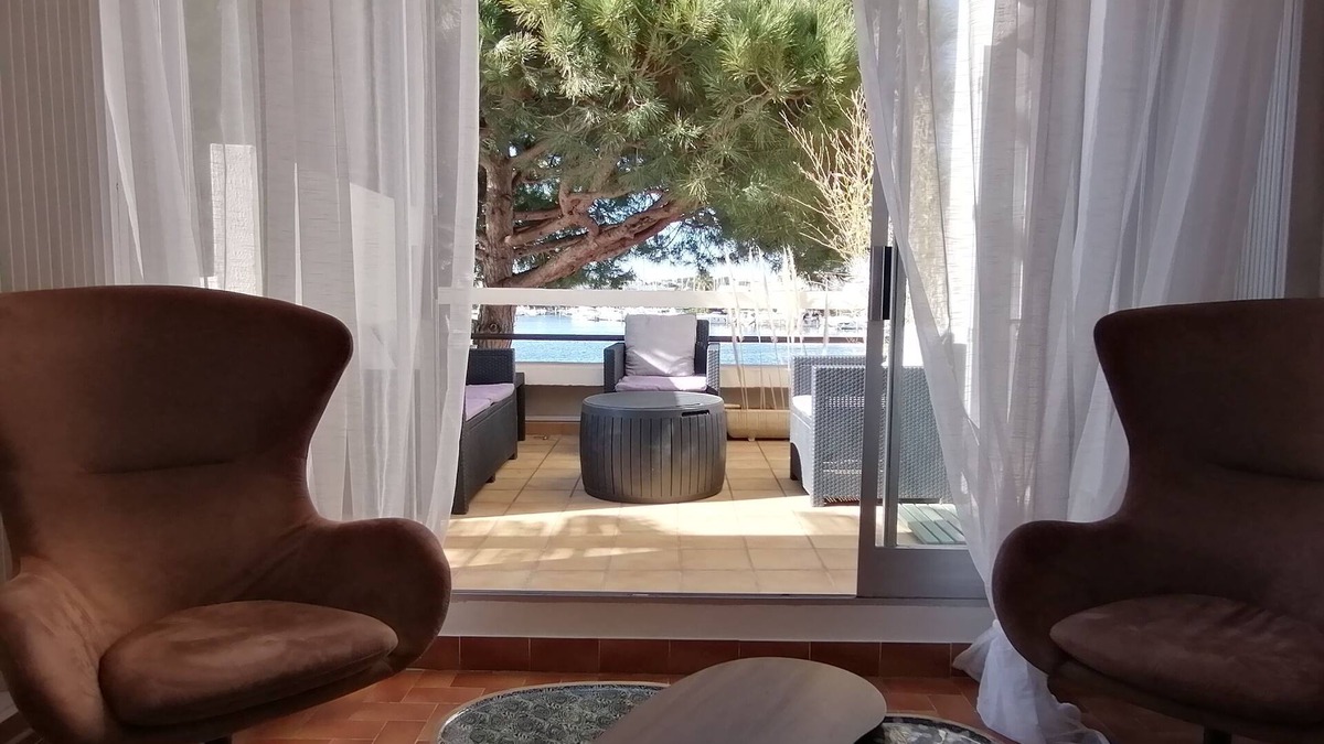 Le Grau-Du-Roi Apartment | Bright marina with superb water views, 2 Terraces South and East.