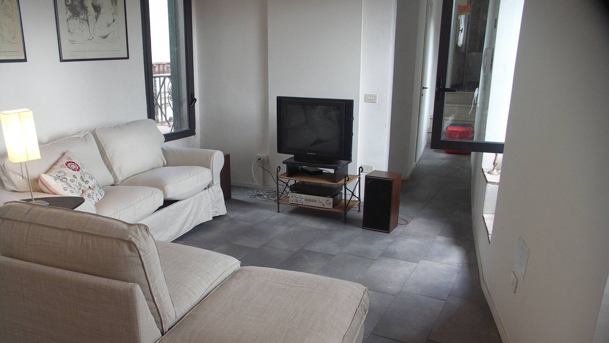 Sorano Apartment | Bright penthouse in the village of Sorano with terrace and valley view, Terme just 4 km away