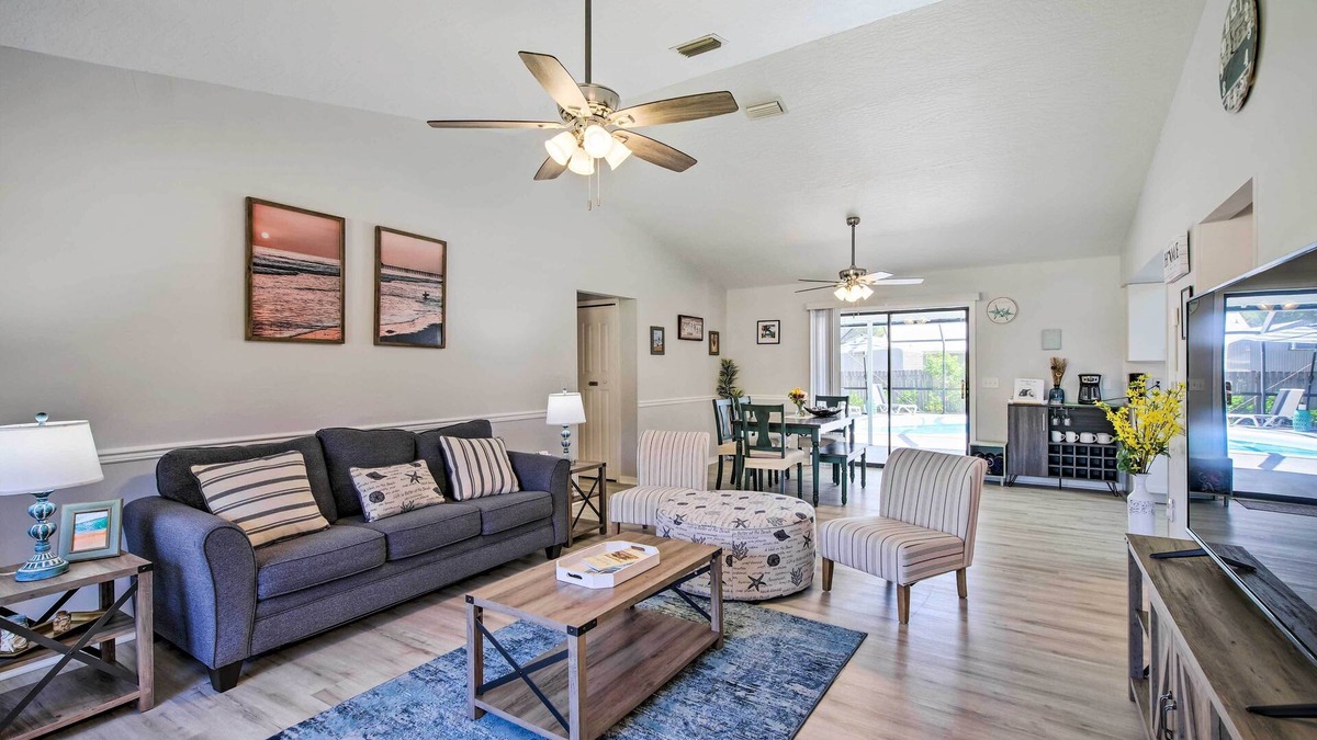 Sebastian Highlands House | Bright Sebastian Home w/Pool ~ 7 Mi to Beach!