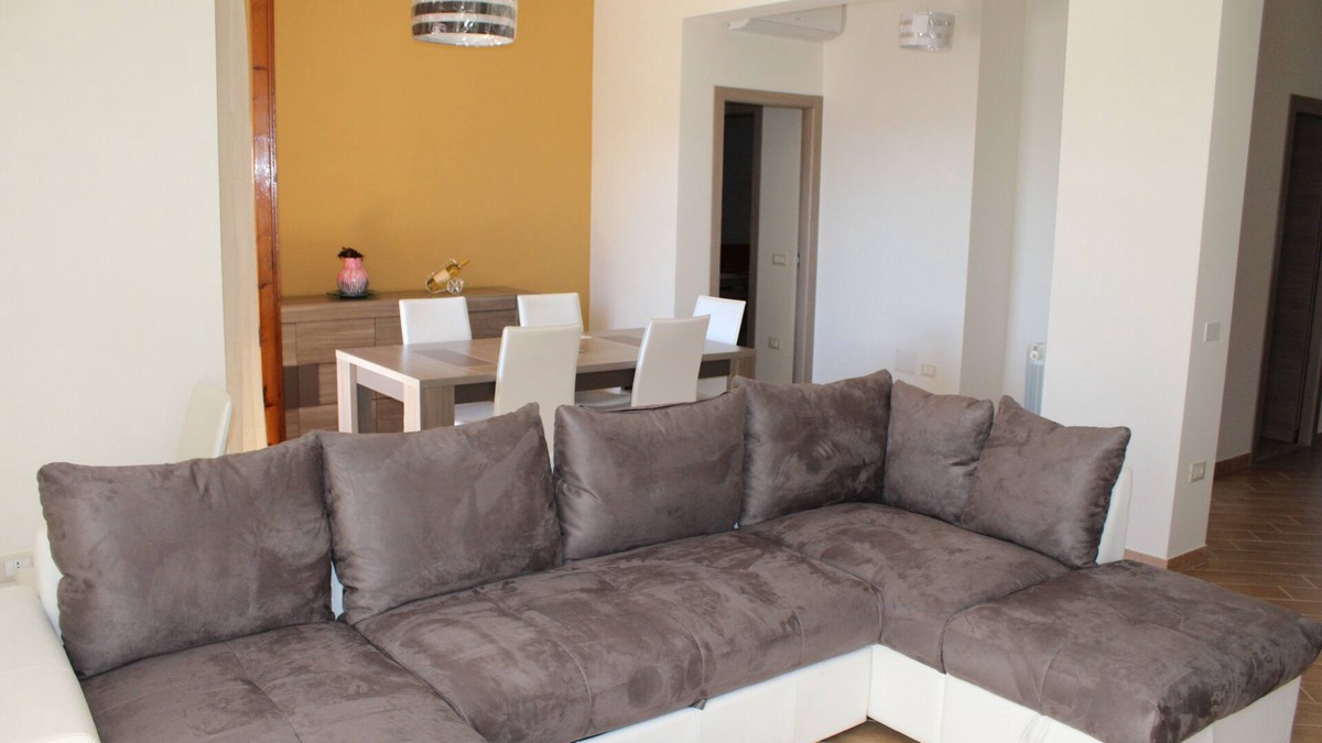 Province of Cagliari Apartment | Bright, spacious and comfortable 4th and top floor apartment, Poetto area