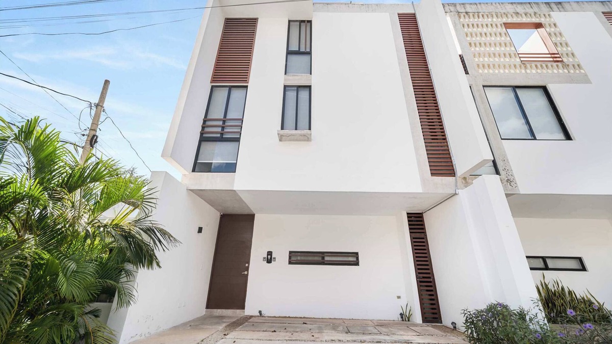 Merida Municipality House | Bright & Spacious Mérida Retreat | 3BR Home with Private Pool