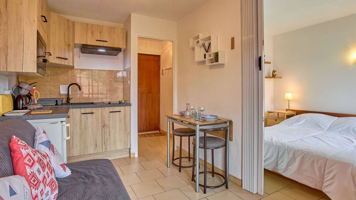 Barbotan-les-Thermes Apartment | Bright T1 bis for 2, sunny terrace, parking, wifi