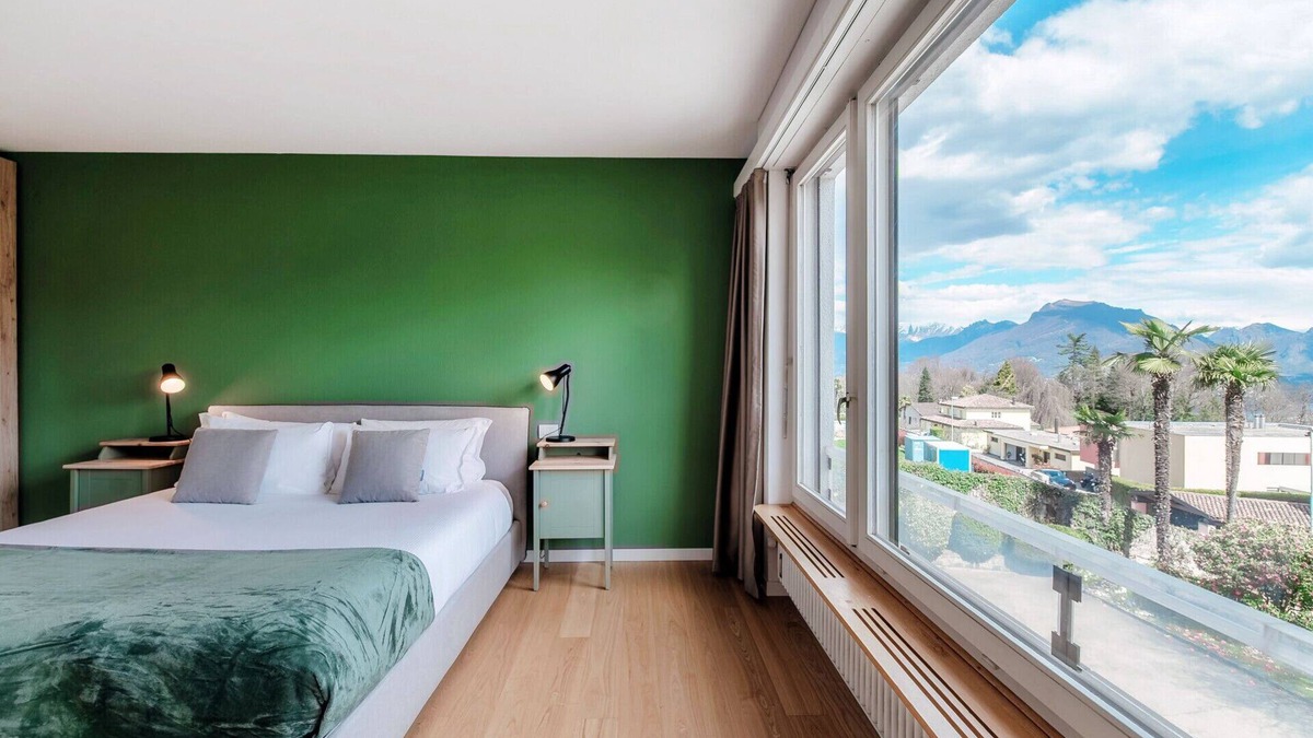 Bigogno Apartment | Bright two-room apartment surrounded by greenery (Luminosa Apartment)