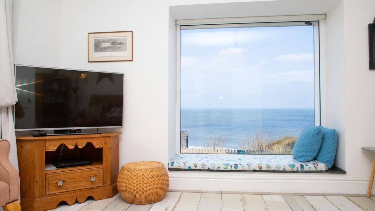 Tan-y-groes Cottage | Brigydon, Tresaith - Two Bedroom Cottage, Sleeps 5