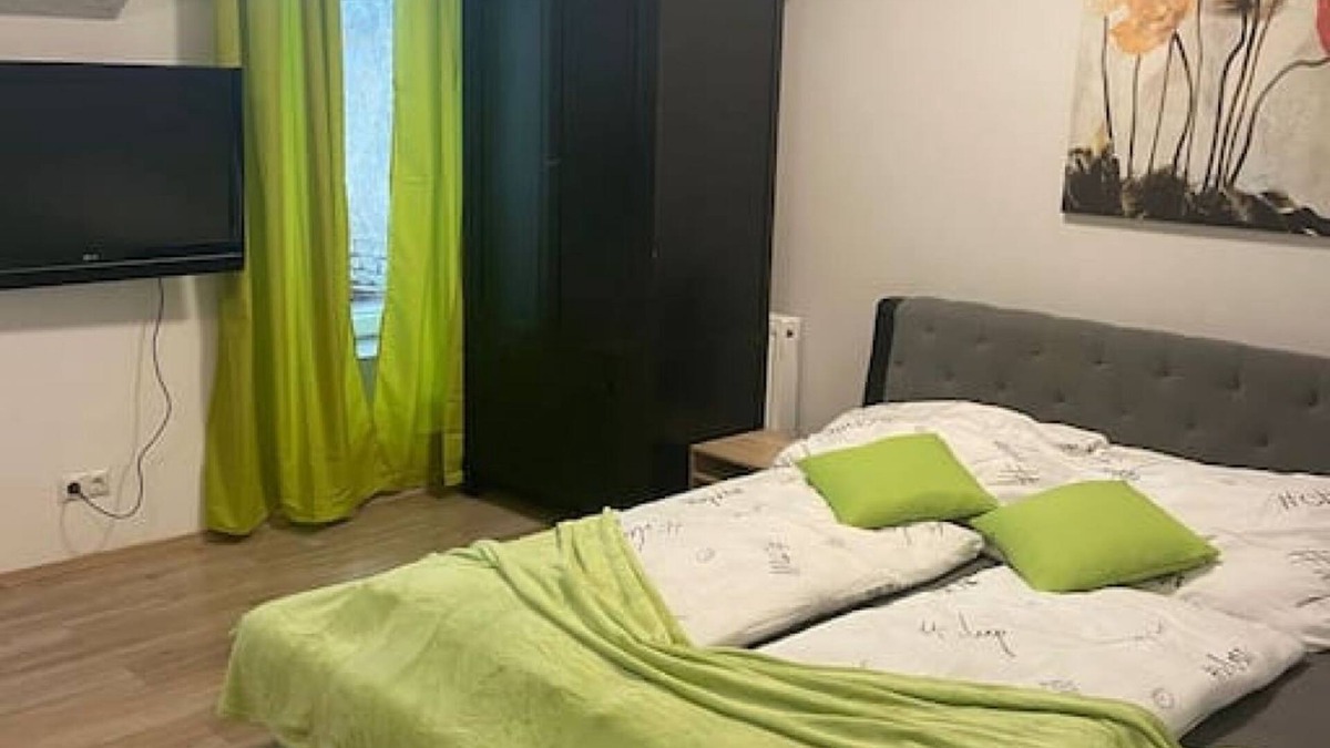 Stuwerviertel Apartment | Brilliant Souterrain Apt. - Prater Amuesement Park