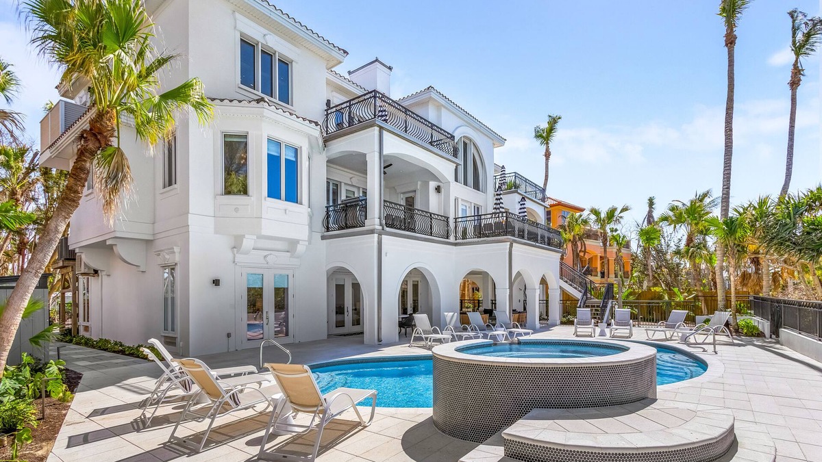 Captiva House | Bring the Family! Beachfront Estate, Private Pool+Spa, 9 Bedrooms, Sleeps 30