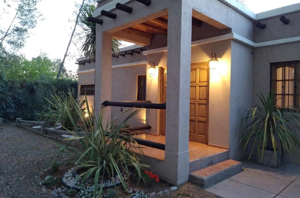 Lujan de Cuyo House | Brisas de viñedos