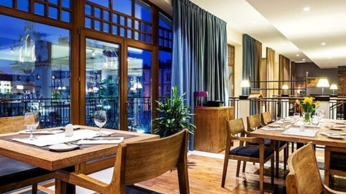 Rzeszow Hotel | Bristol Tradition and Luxury