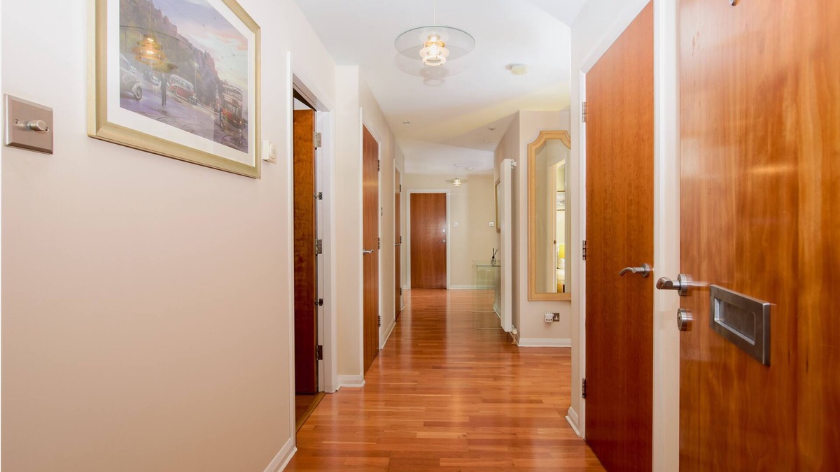 Newhaven Apartment | Britania Penthouse