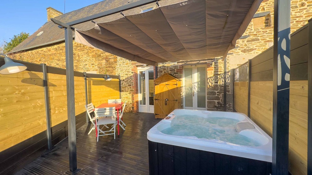 Vieux-Viel House | Brittany Group - 12/15 people - private Nordic bath and spa
