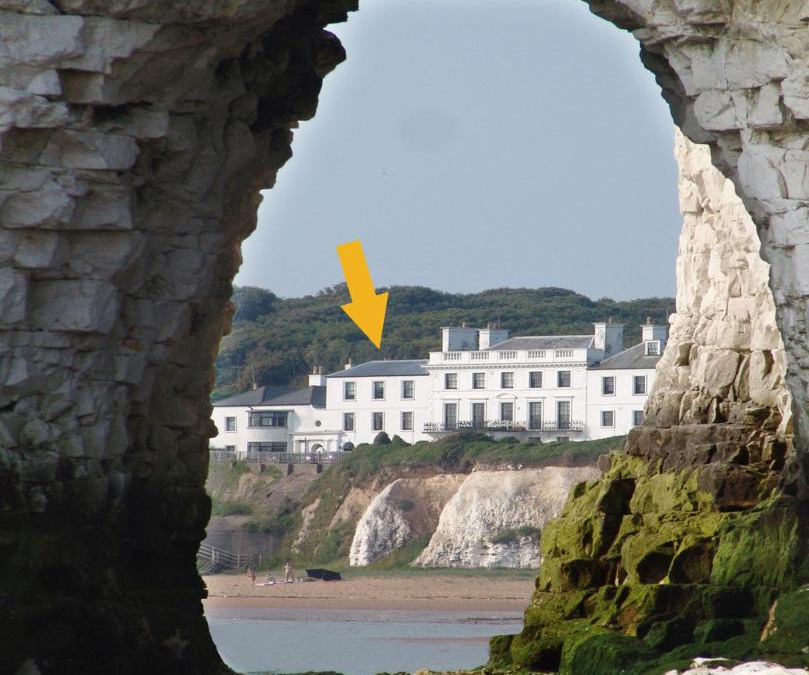 Kingsgate Apartment | Broadstairs Beach holiday apartments - direct accessibility to Kingsgate Bay - with a parking space