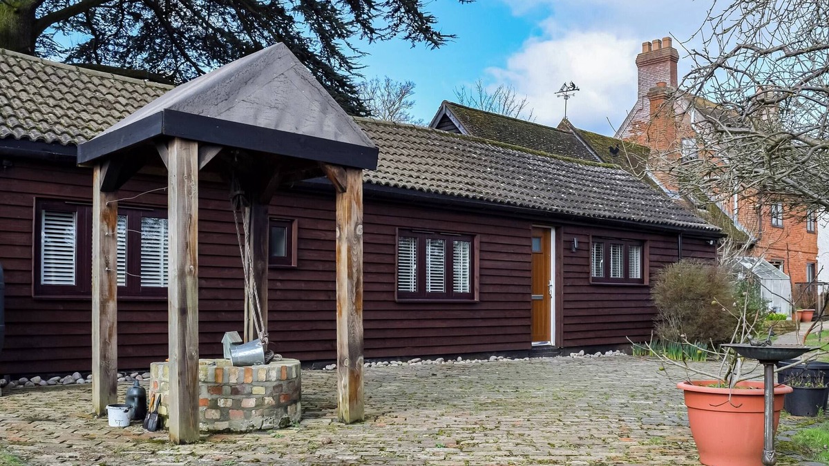 Biggleswade Cottage | Brooklands Farm Cottage