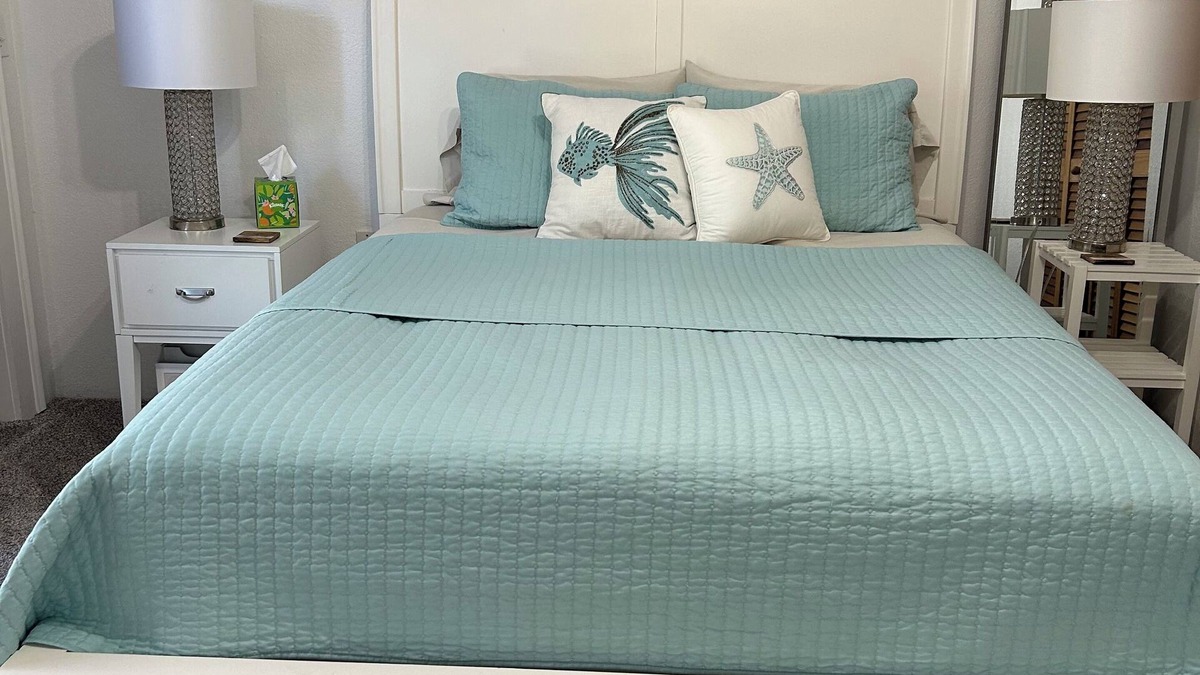 Palmetto Bed & Breakfast | Brown Bunny BnB — Peaceful Retreat in Palmetto FL Outdoors WiFi AC