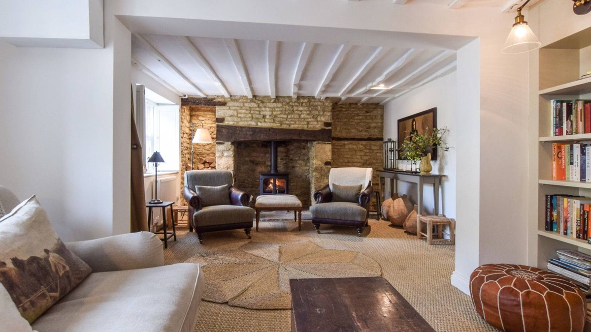 Charlbury Cottage | Browns Cottage - sleeps 5 guests in 3 bedrooms