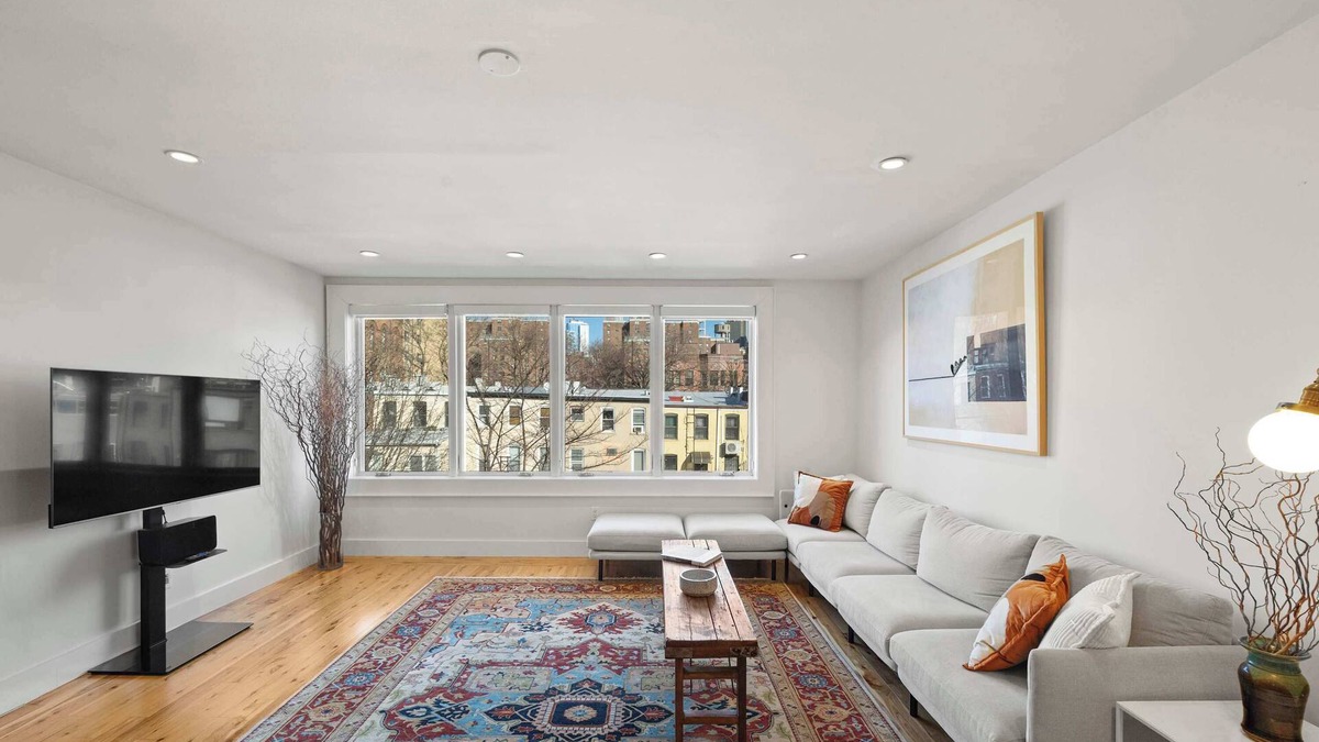 Boerum Hill Apartment | Brownstone Lane by Rove Travel | Cozy 2BR Apt