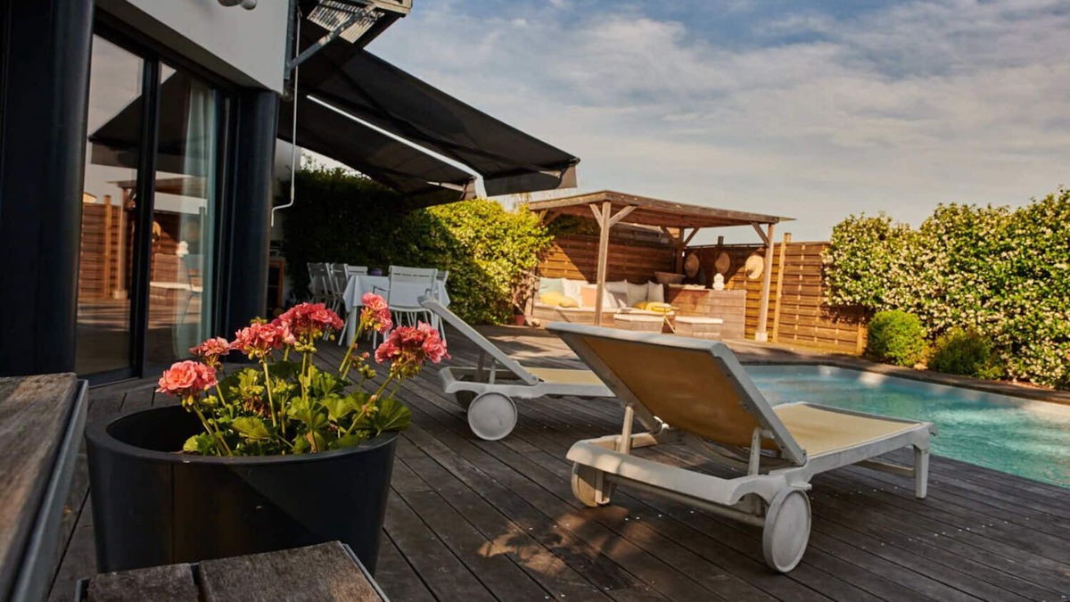 Bordeaux-Lac House | Bruges Near Bordeaux: Great house with garden and pool