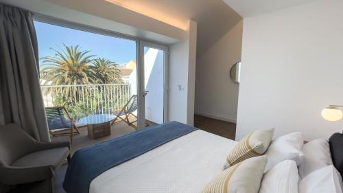 Ponta Delgada Apartment | Brum Design Apartments II