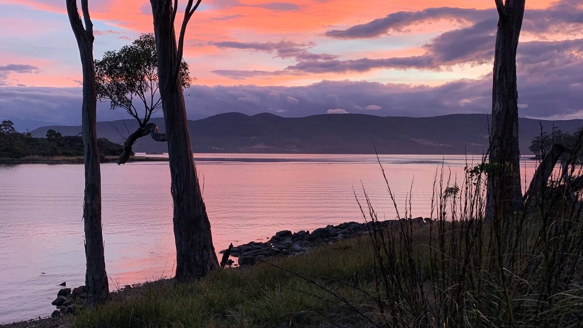 Kingborough Cabin | Bruny Island, Secluded Waterfront on 5 acres
