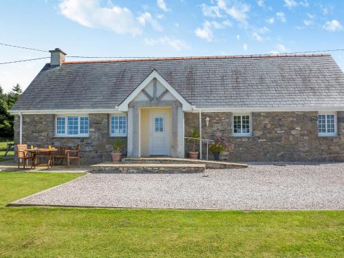 Moelfre House | Bryn Awelon - Uk44122