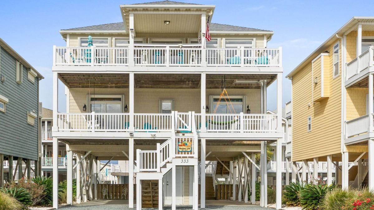 Ash House | Bucket List OIB is a pristine 2nd row 5 bedroom, 5 bathroom beach home with a private pool and elevator and incredible views of the ocean
