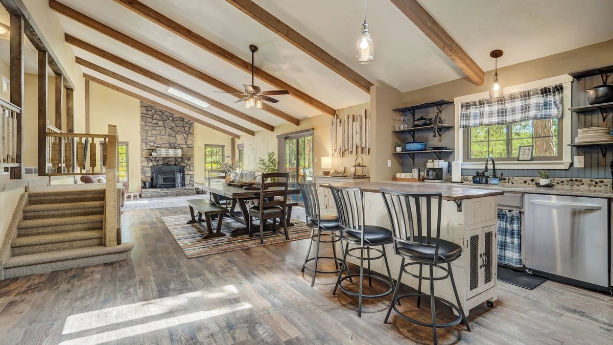 Monument House | Buckskin Hideaway