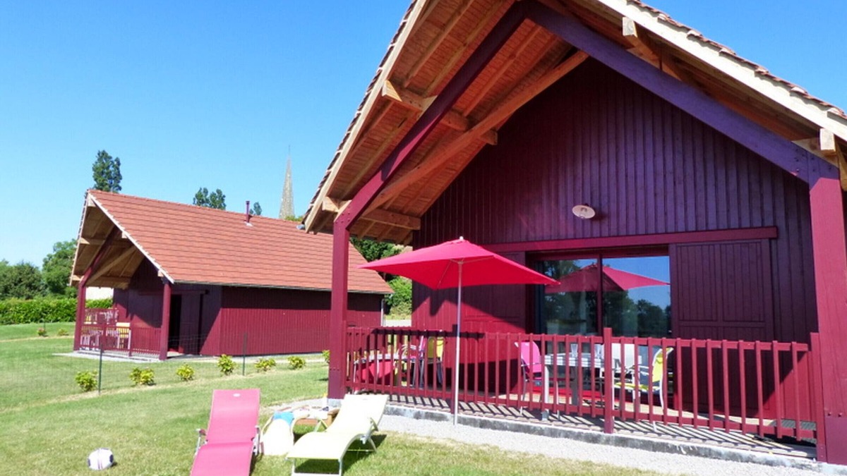 Meillard Cottage | Bucolic Cottages in Bourbonnais Countryside with Terrace