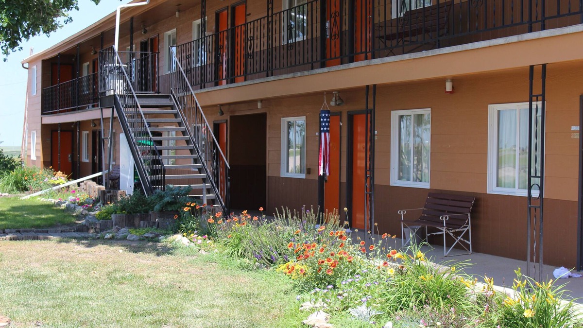 Northeast Entrance Badlands Hotel | Budget Host Sundowner Motor Inn