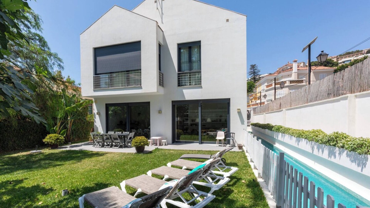 Pedregalejo Villa | Buenaventura, charming villa close to the sea