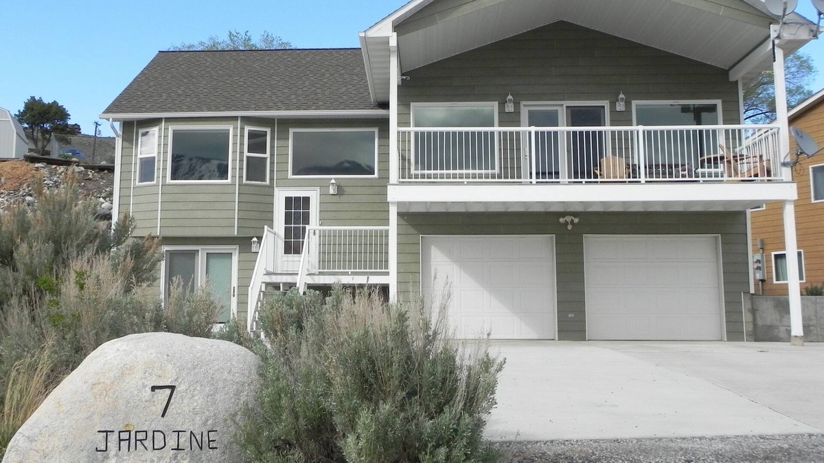 Gardiner House | Buffalo Trace Retreat - Outstanding Mountain Views, Close to Park
