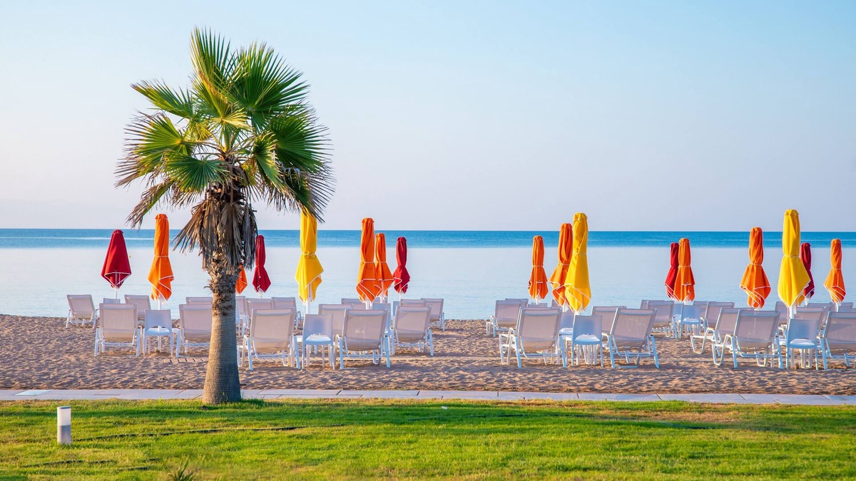 Messini Hotel | Buka Sandy Beach