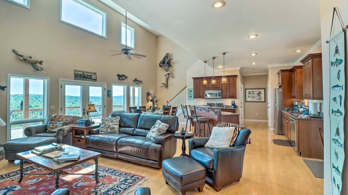 Bull Shoals House | Bull Shoals Retreat with Panoramic River Views – A Peaceful Escape Awaits!
