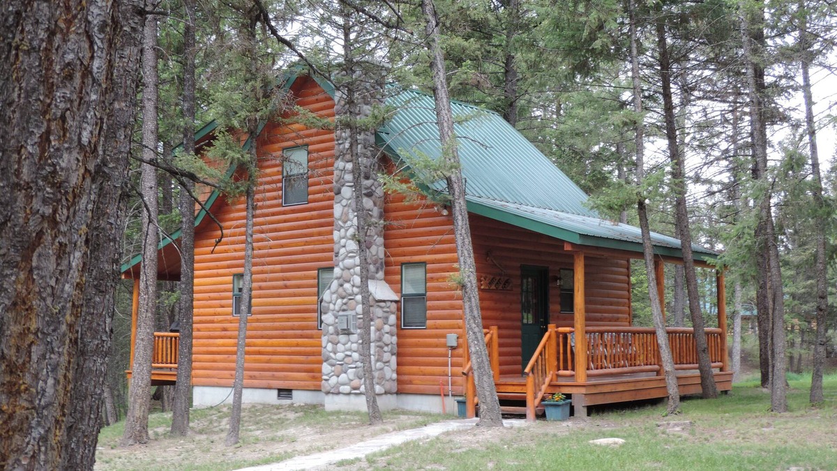 Rexford Cabin | Bullet Hole Cabin~Borders National Forest~Hike/Fish/Wildlife~NW Montana Beauty!