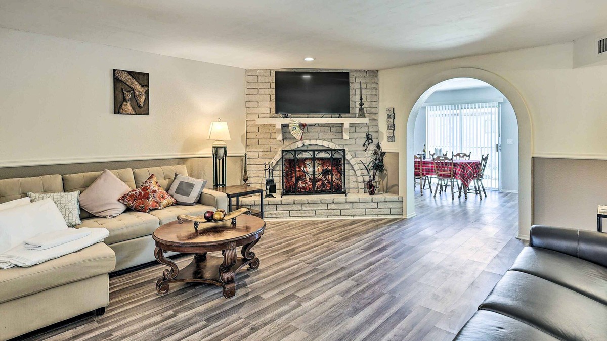Holiday Shores House | Bullhead City Home - Near Colorado River!